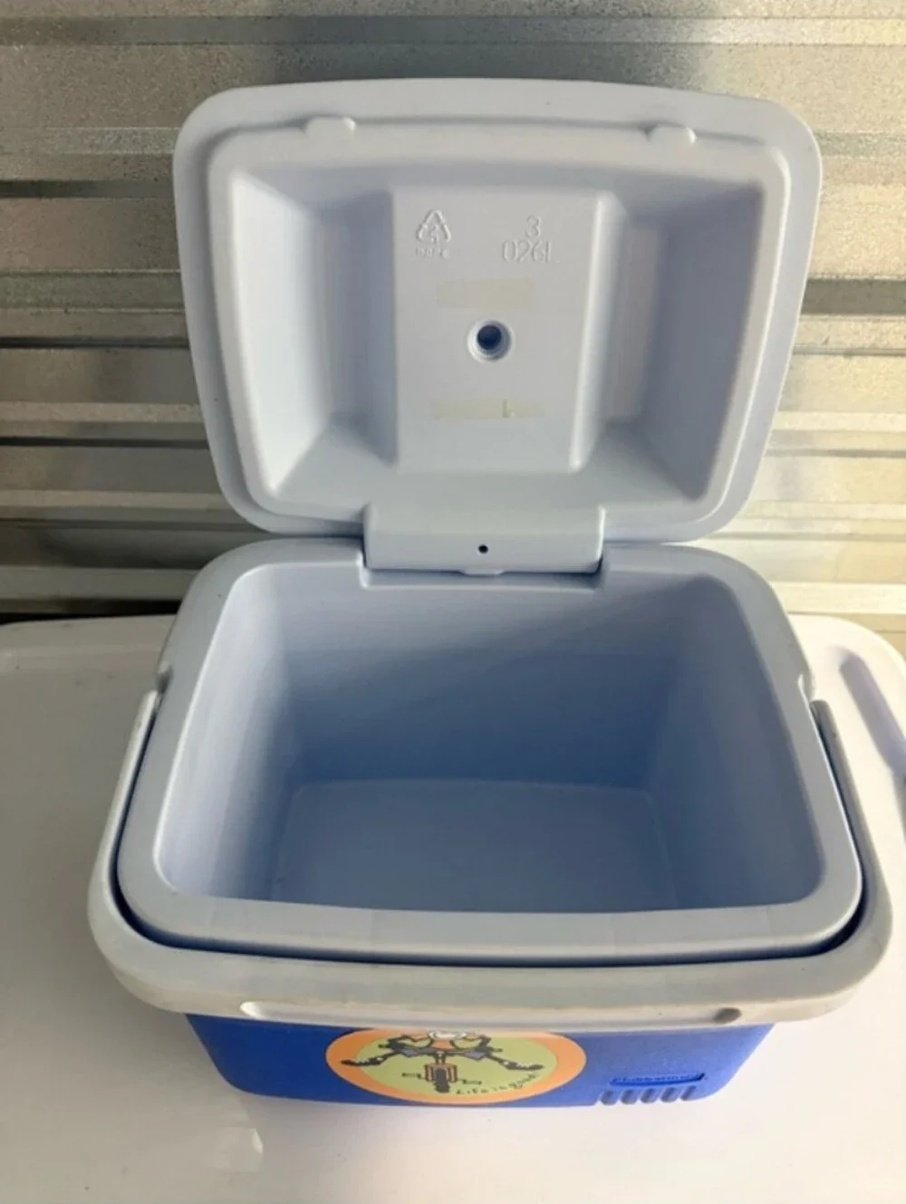 Rubbermaid it qt